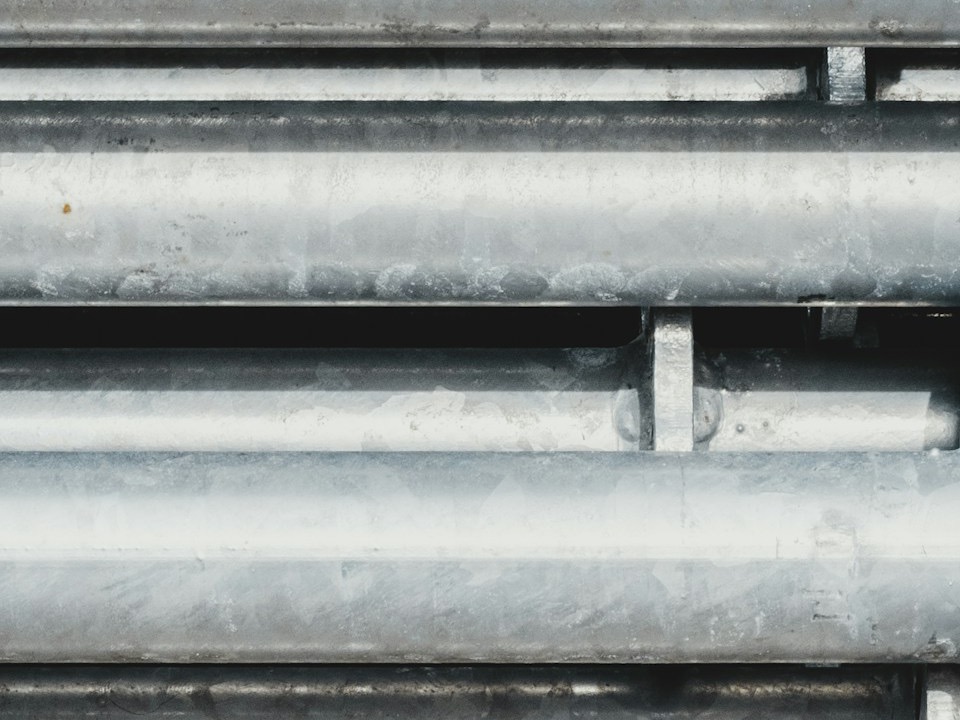 Metals: steel, zinc and lead